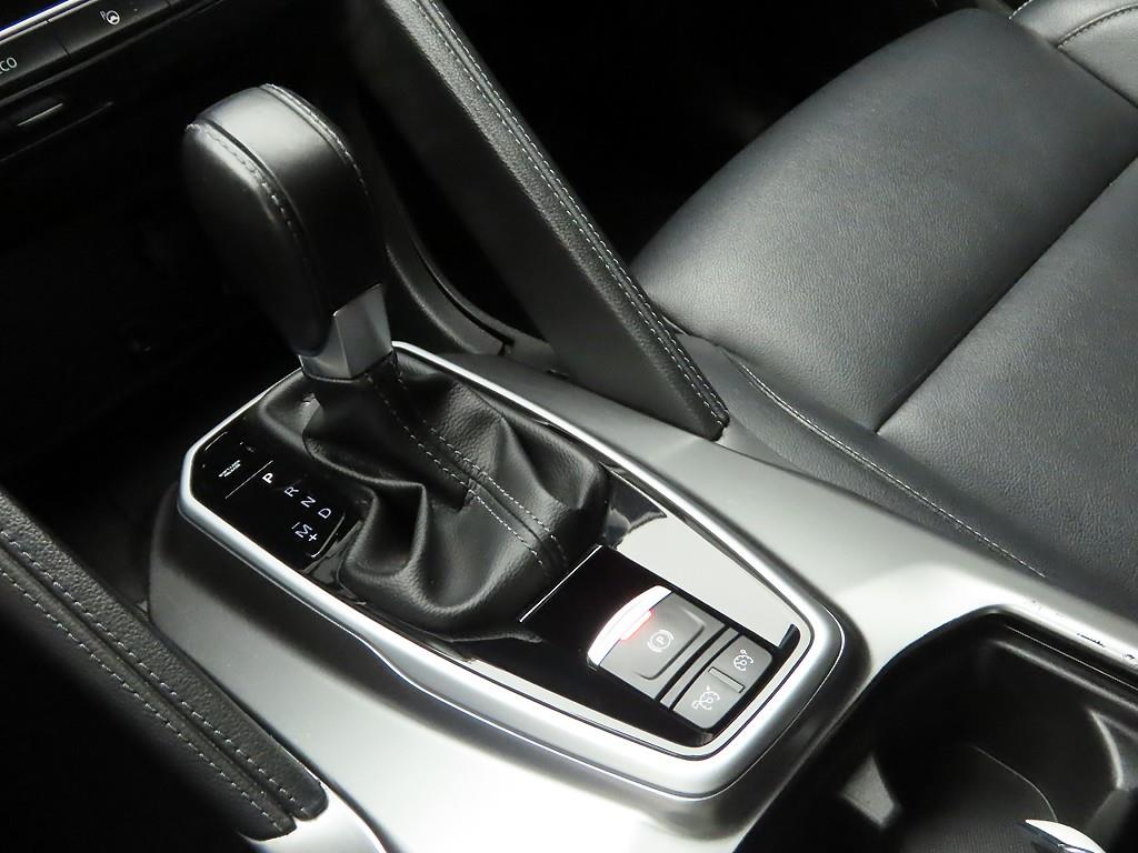 SAMSUNG QM6 - Vista 11