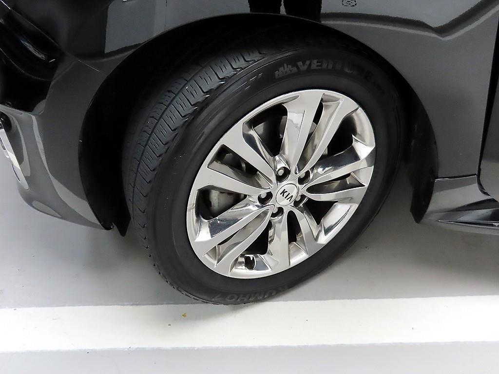 KIA Carnival 2018 Negro - Importación desde Corea - HF Imports Iquique - Foto 19