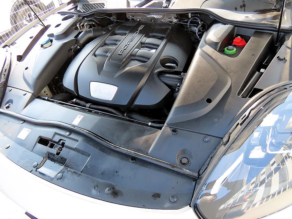 Porsche Cayenne 2017 Blanco - Importación desde Corea - HF Imports Iquique - Foto 19