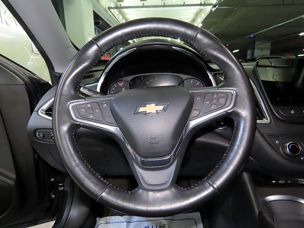 Chevrolet Malibu - Vista 8