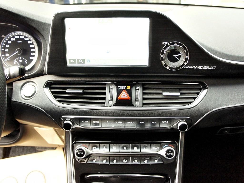 HYUNDAI Grandeur 2018 Negro - Importación desde Corea - HF Imports Iquique - Foto 10