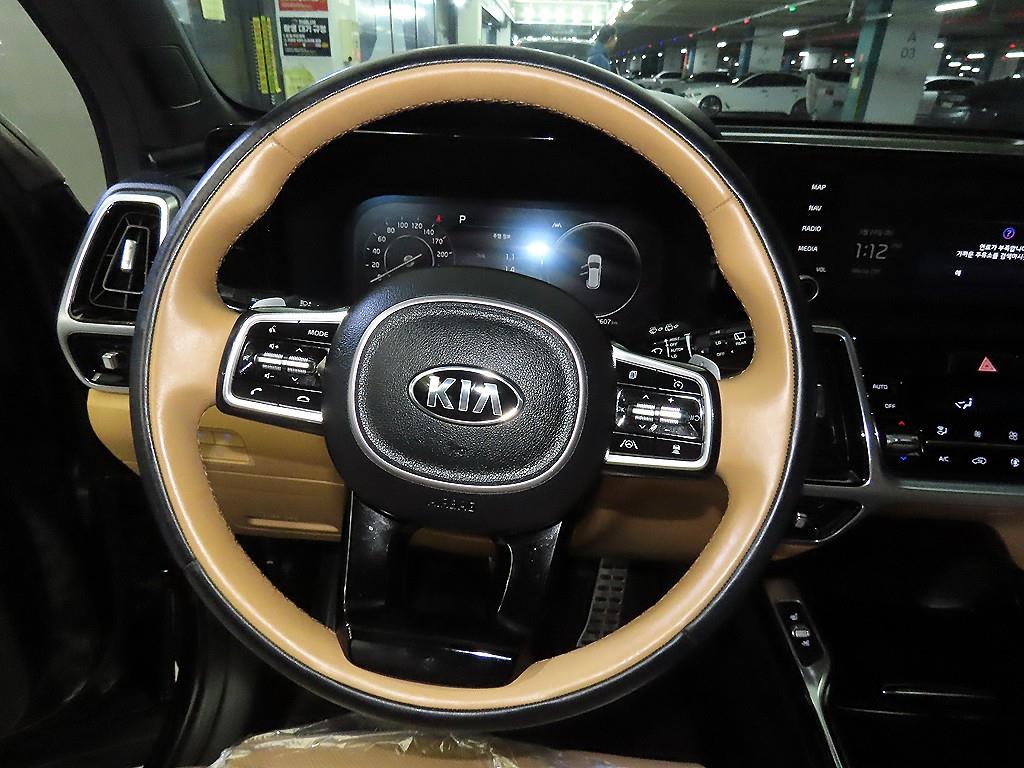 KIA Sorento - Vista 8