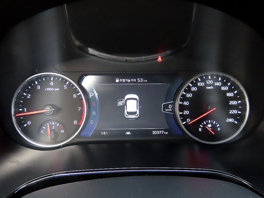 KIA Seltos - Vista 9