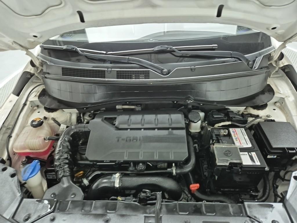 HYUNDAI Casper - Vista 5