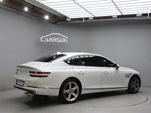 Genesis G80 - Vista 8