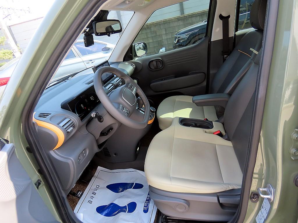 HYUNDAI Casper - Vista 5