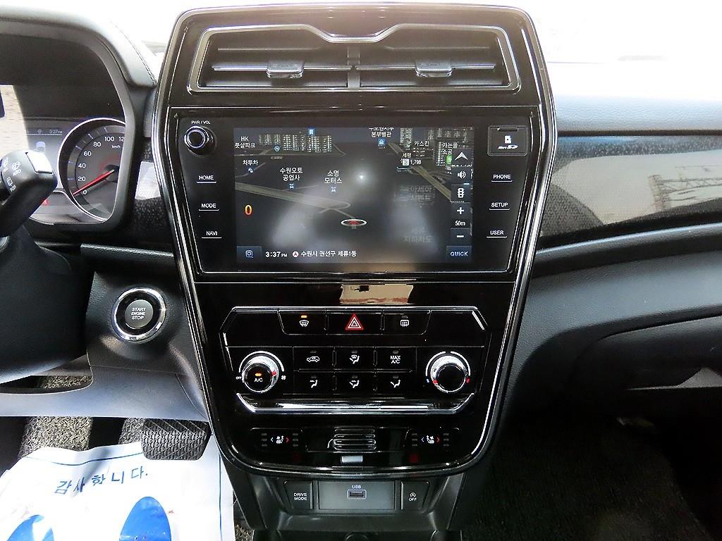 Ssangyong Tivoli 2020 Blanco - Importación desde Corea - HF Imports Iquique - Foto 14