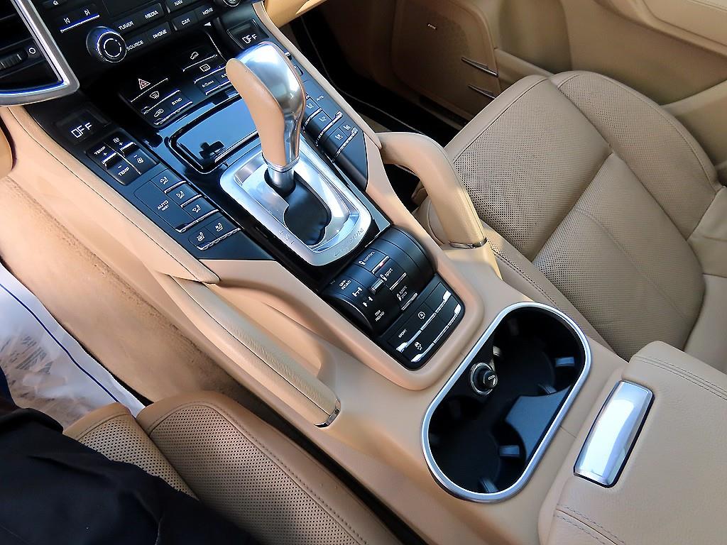 Porsche Cayenne - Vista 10