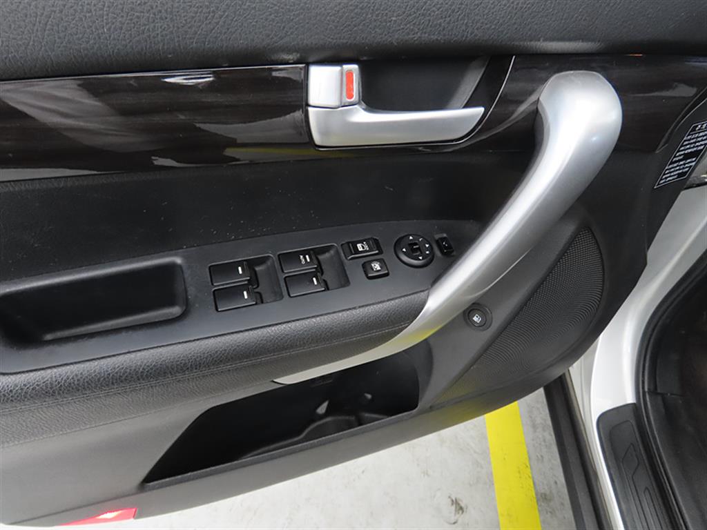 KIA Sorento - Vista 12