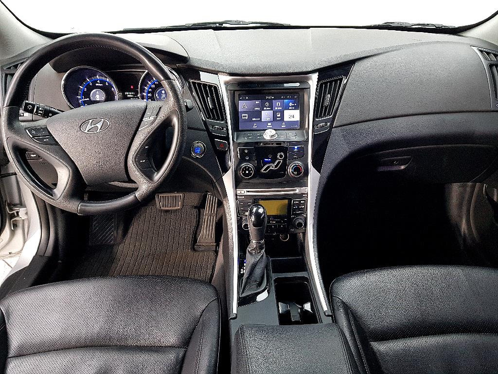 HYUNDAI Sonata - Vista 5
