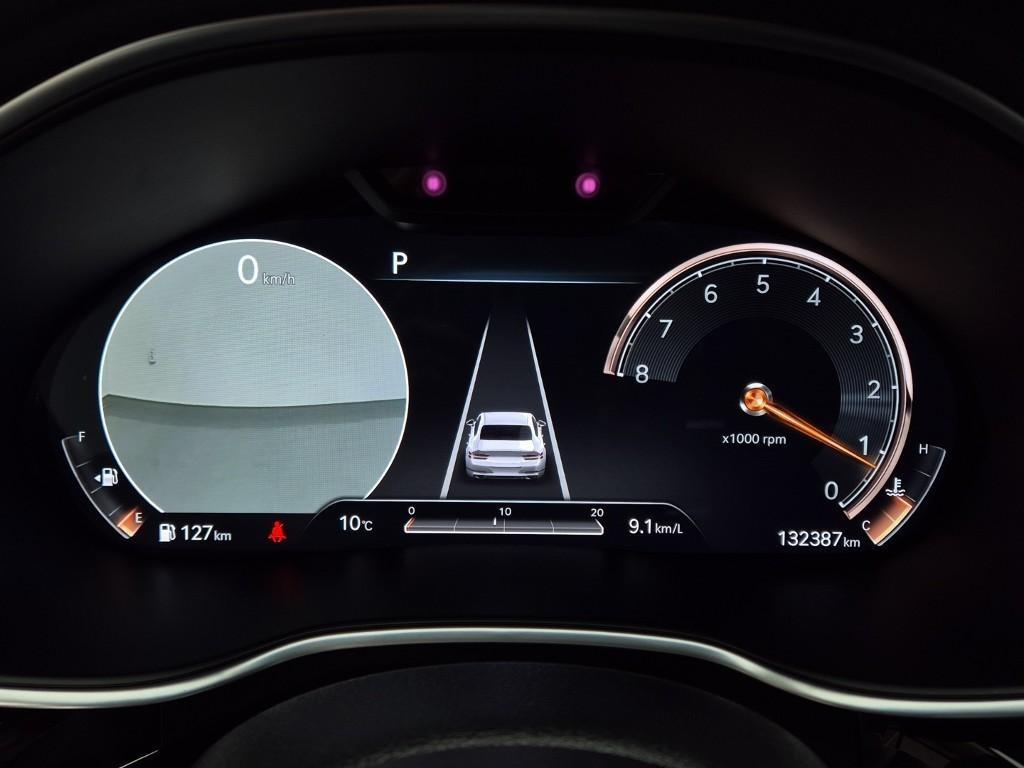 Genesis G80 - Vista 6