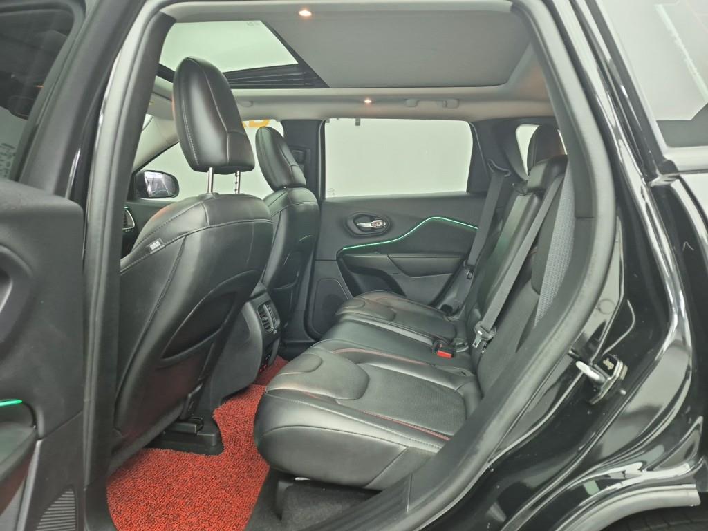 Jeep Cherokee - Vista 12