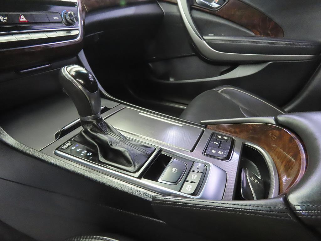 HYUNDAI Aslan - Vista 11