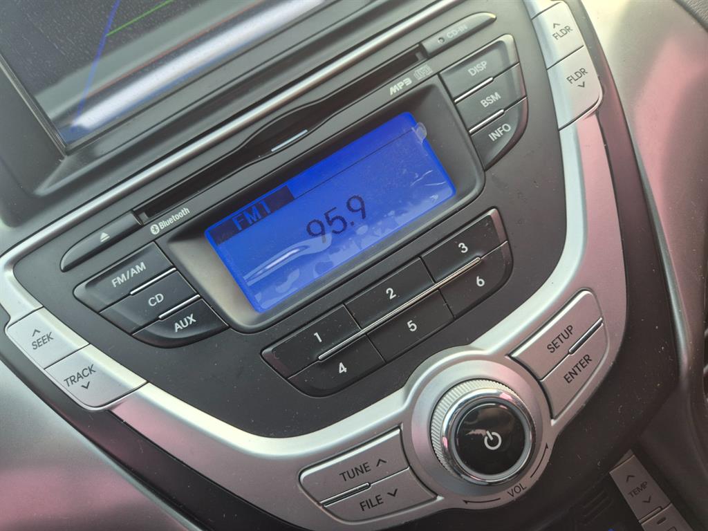 HYUNDAI Avante 2012 Blanco - Importación desde Corea - HF Imports Iquique - Foto 20