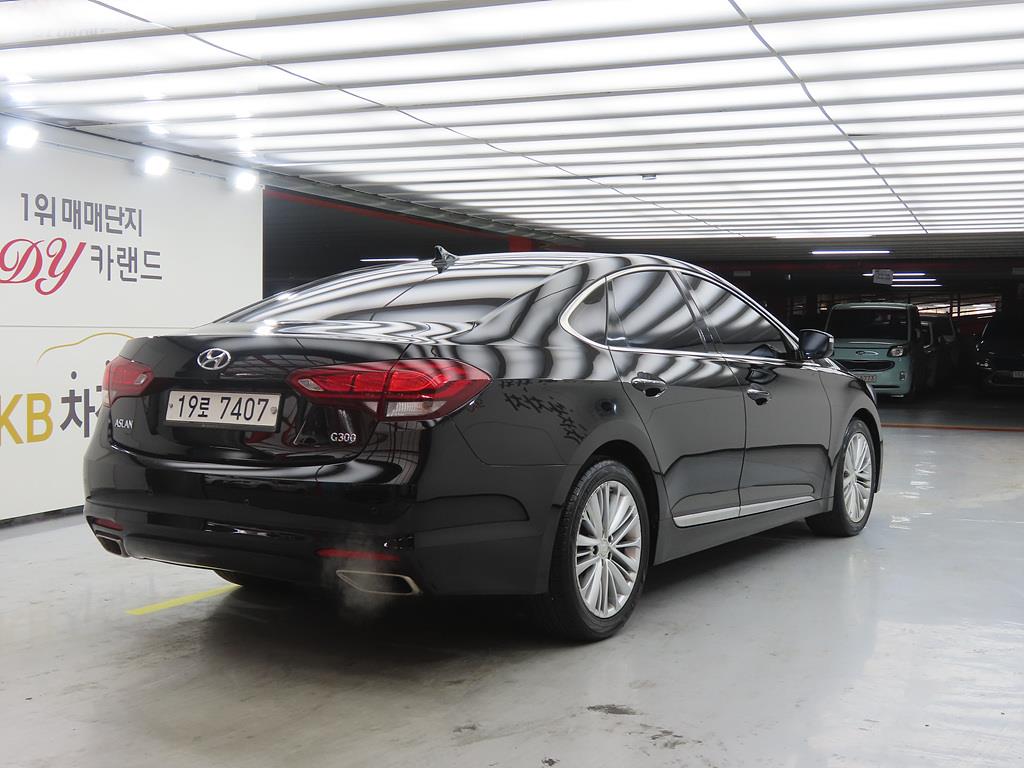 HYUNDAI Aslan - Vista 4