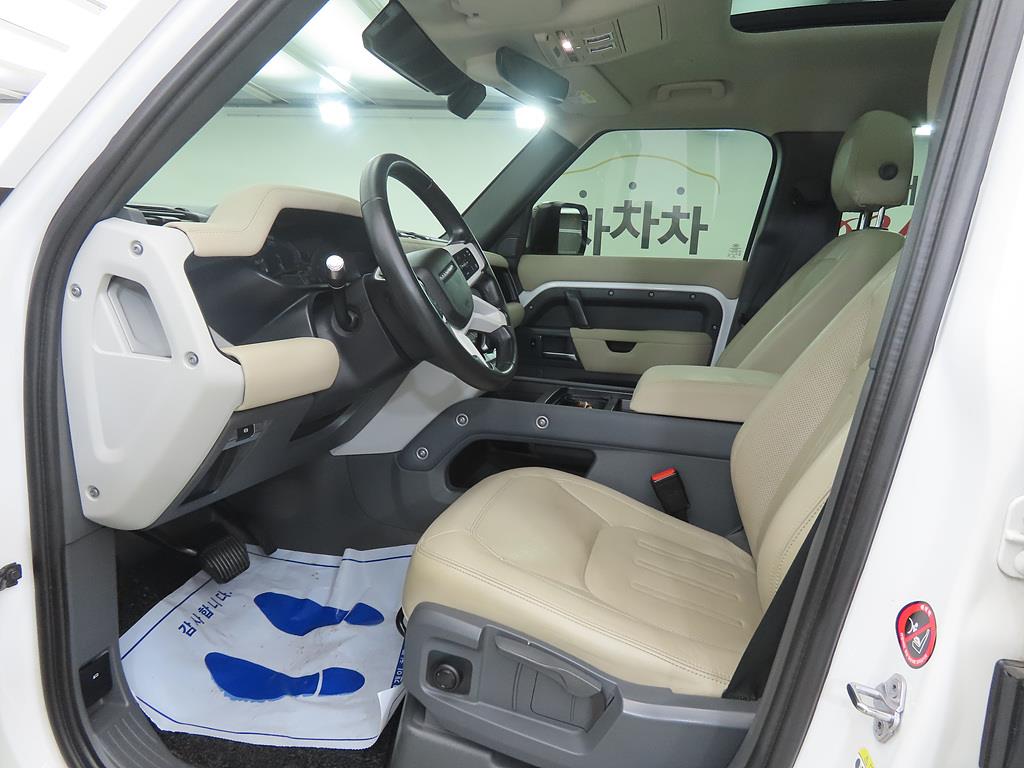 Land Rover Defender - Vista 5