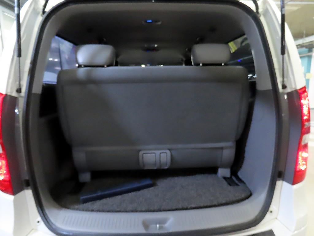 HYUNDAI Starex 2019 Blanco - Importación desde Corea - HF Imports Iquique - Foto 18
