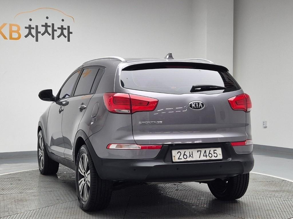 KIA Sportage - Vista 4