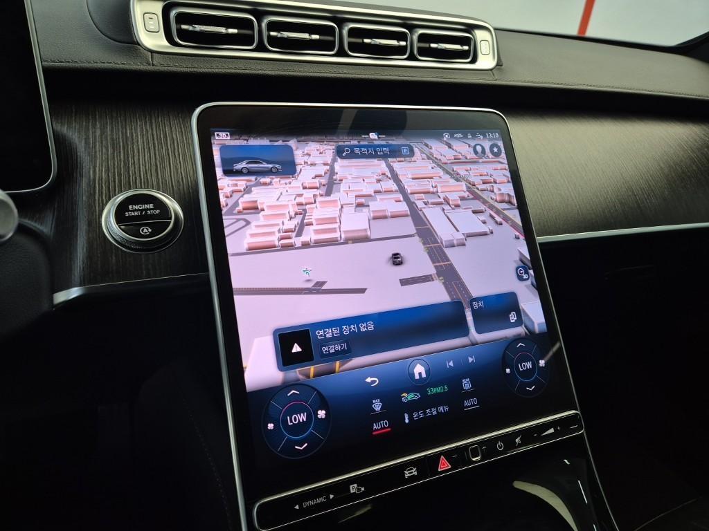 Mercedes Benz S Class - Vista 12