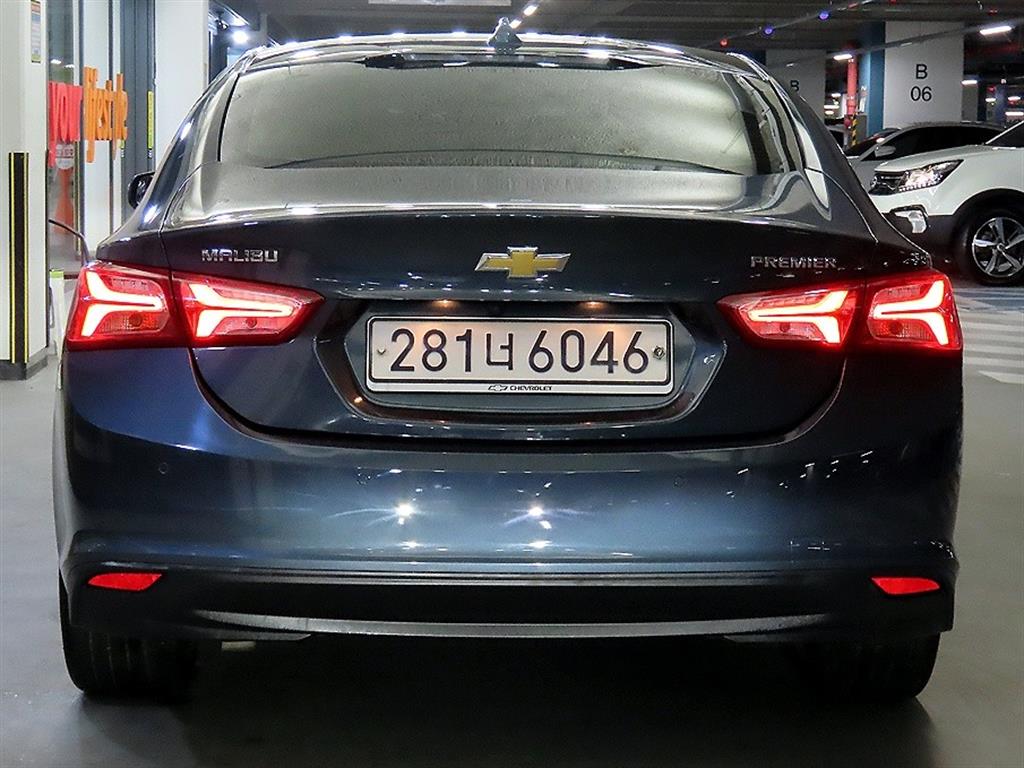 Chevrolet Malibu - Vista 5