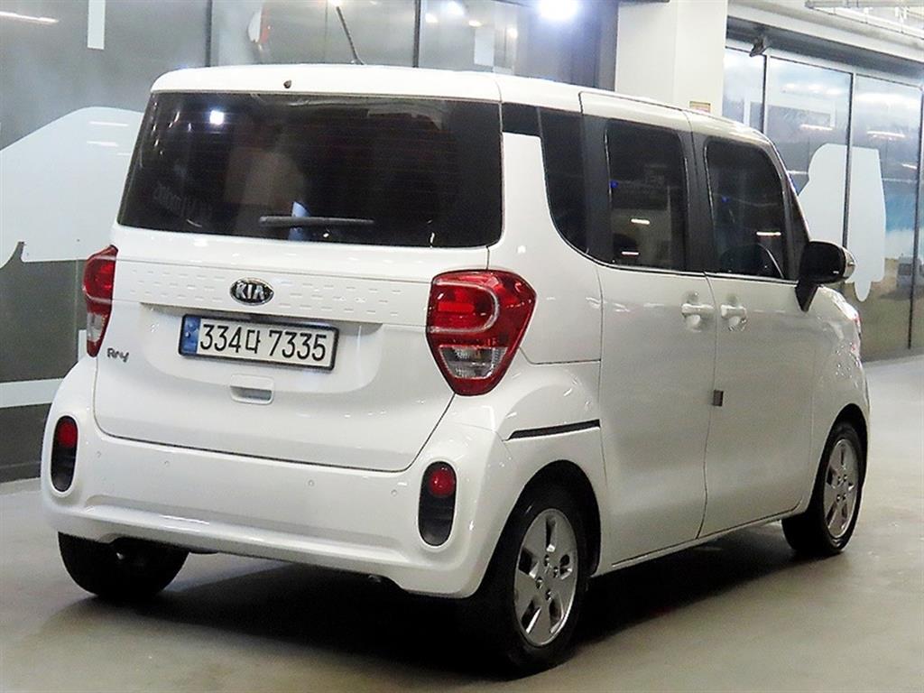 KIA Ray - Vista 4