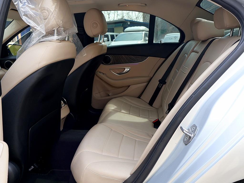 Mercedes Benz C Class 2019 the color of pearl - Importación desde Corea - HF Imports Iquique - Foto 12