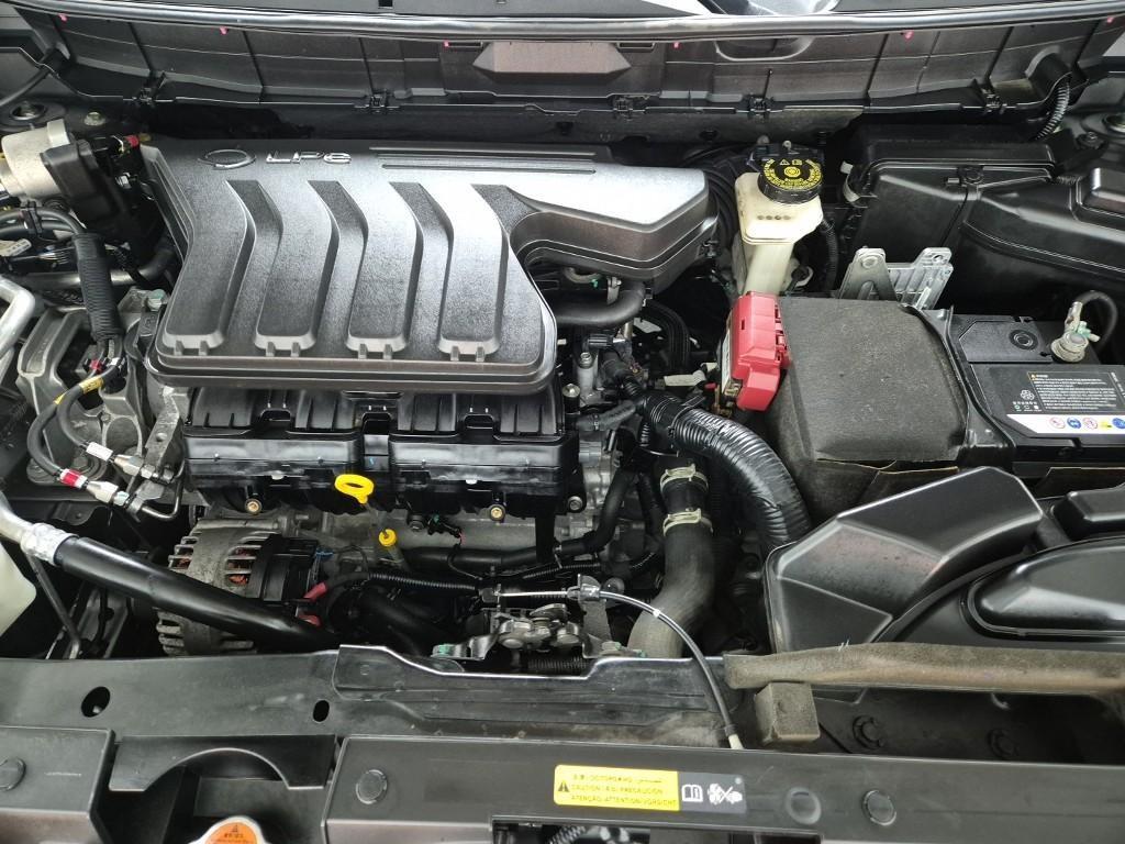 SAMSUNG QM6 - Vista 5