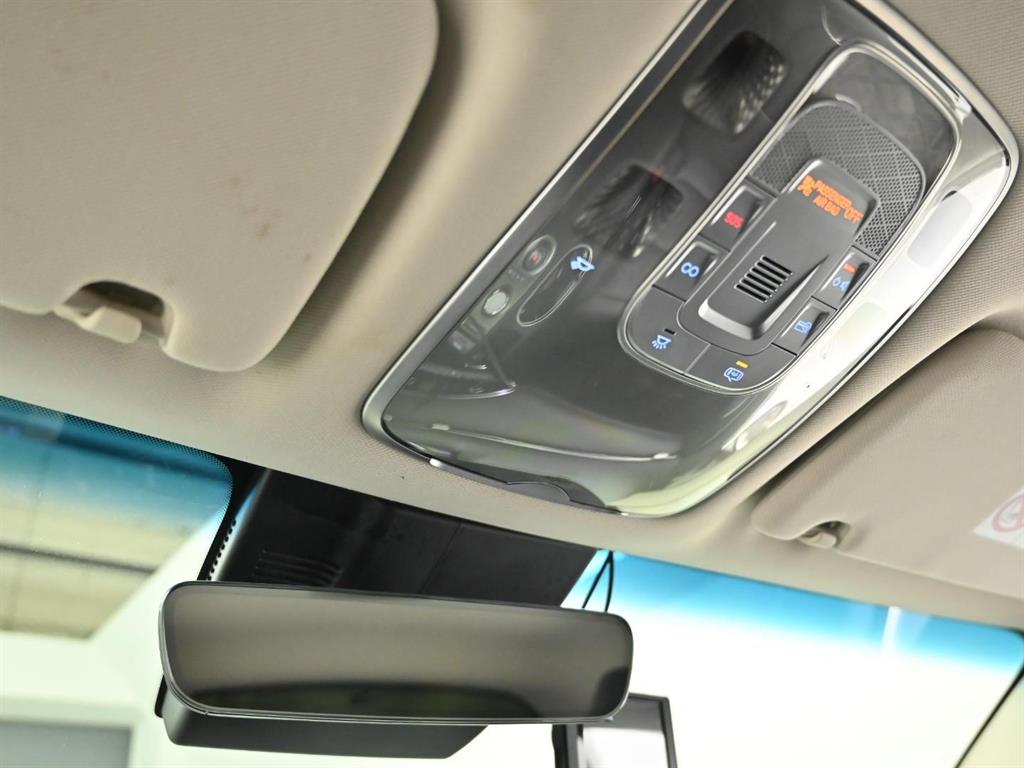 Genesis GV70 2021 Blanco - Importación desde Corea - HF Imports Iquique - Foto 14