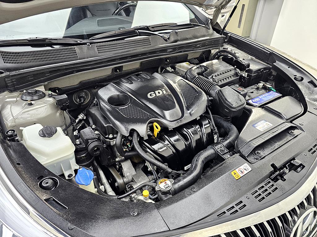 HYUNDAI Grandeur - Vista 6