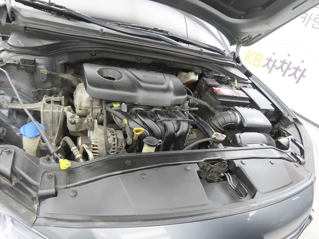 HYUNDAI Avante 2018 Gris - Importación desde Corea - HF Imports Iquique - Foto 19