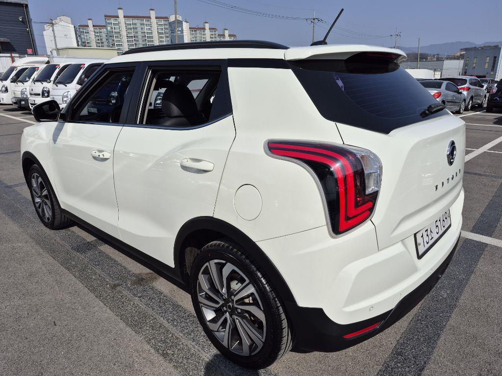 Ssangyong Tivoli - Vista 7