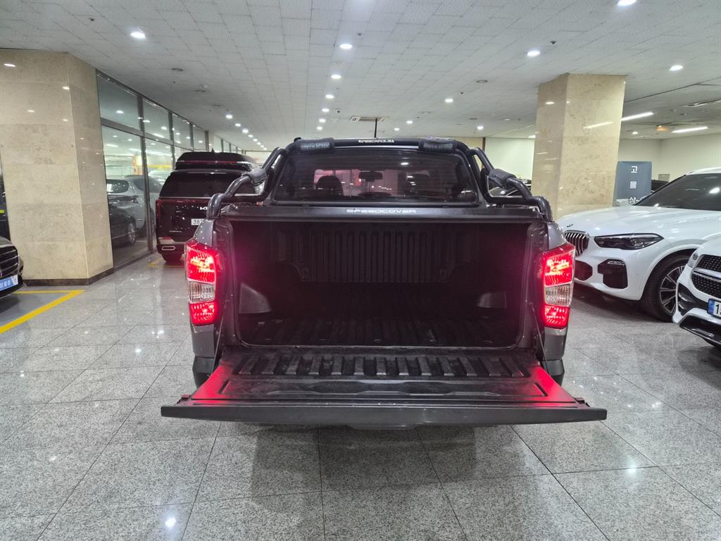 Ssangyong Rexton - Vista 5