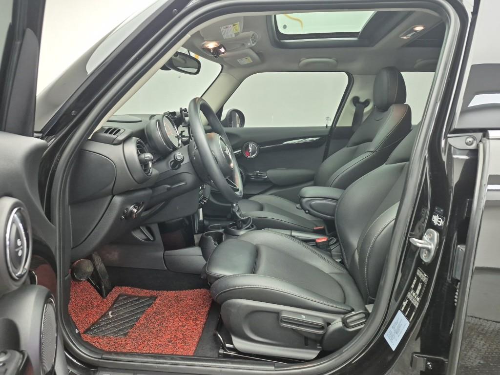 Mini Cooper - Vista 11