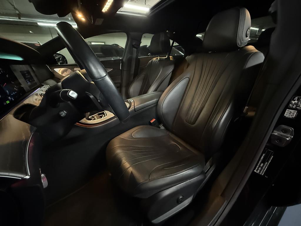 Mercedes Benz CLS Class - Vista 7