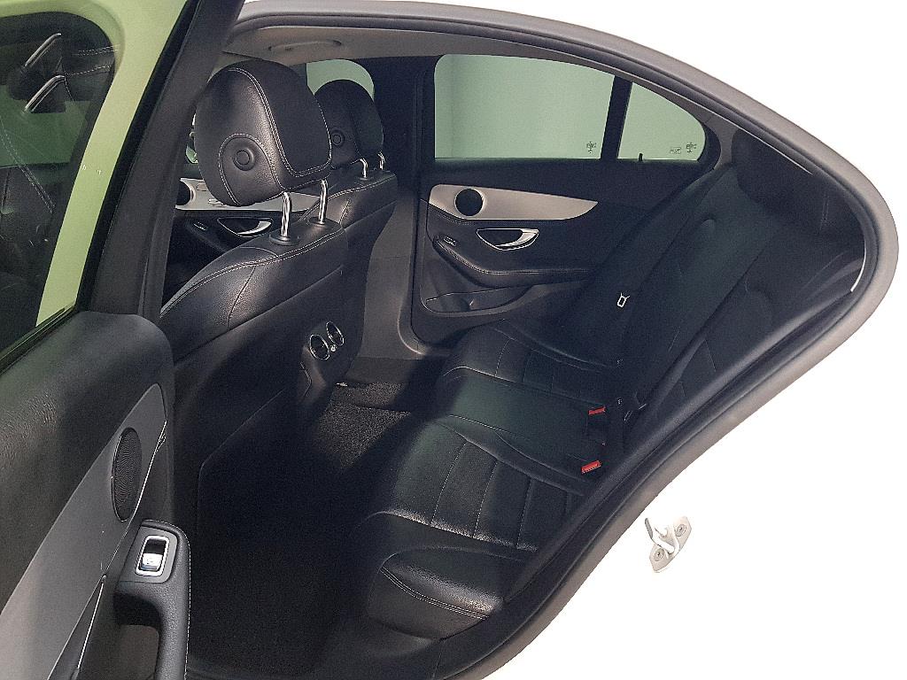 Mercedes Benz C Class - Vista 9