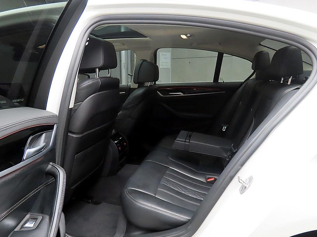 BMW 5 Series - Vista 6