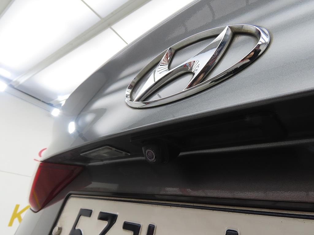 HYUNDAI Avante 2018 Gris - Importación desde Corea - HF Imports Iquique - Foto 16