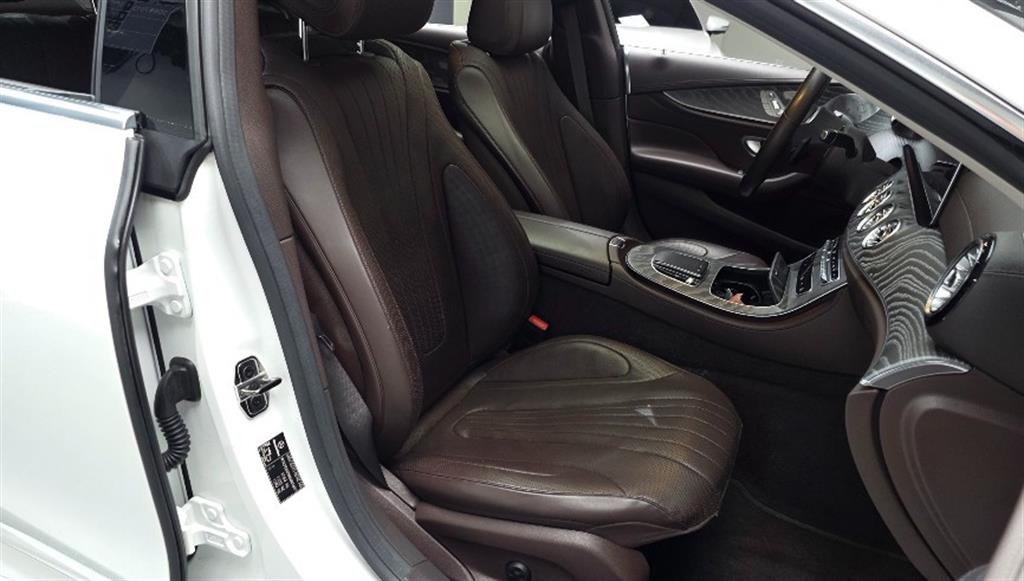 Mercedes Benz CLS Class - Vista 10