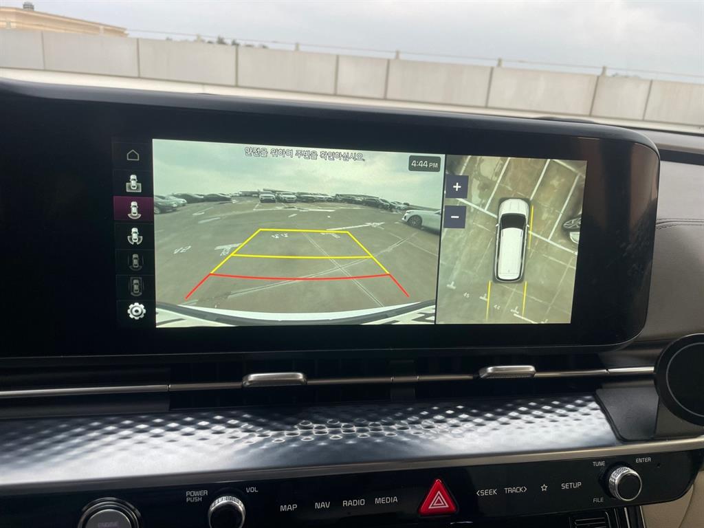 KIA Carnival - Vista 10