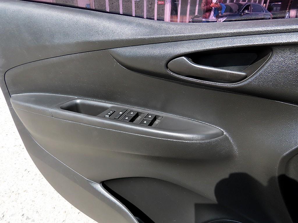 Chevrolet Spark - Vista 11