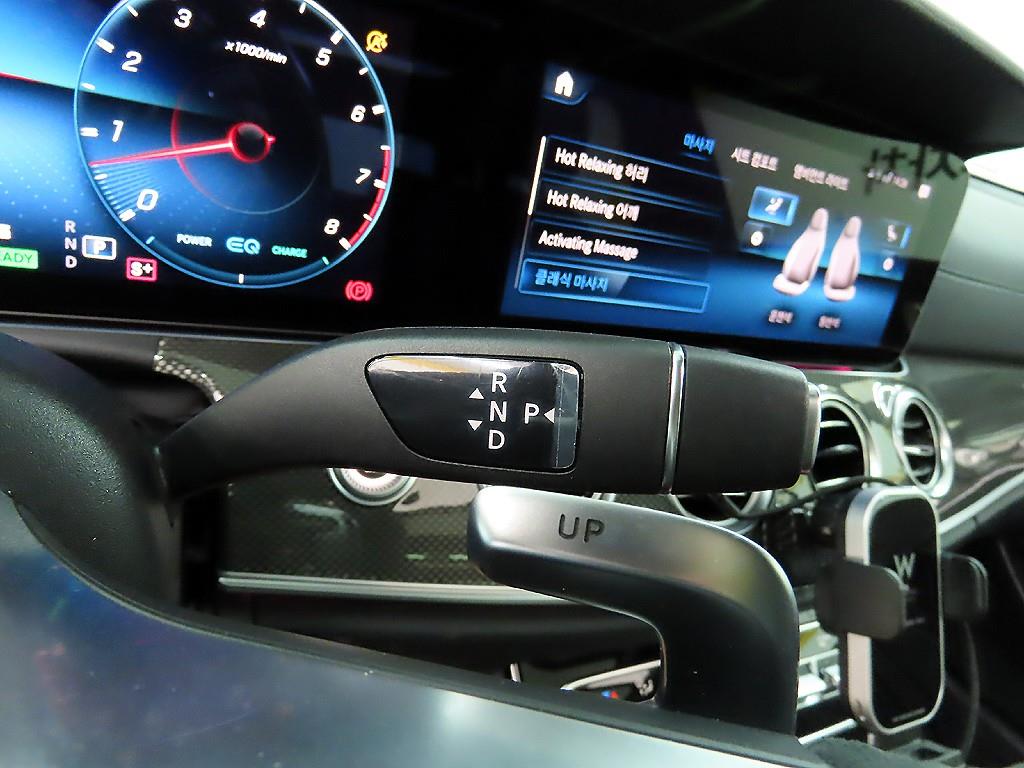 Mercedes Benz E class - Vista 10