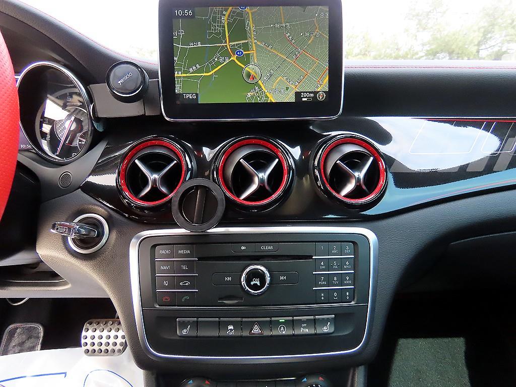 Mercedes Benz CLA Class - Vista 12