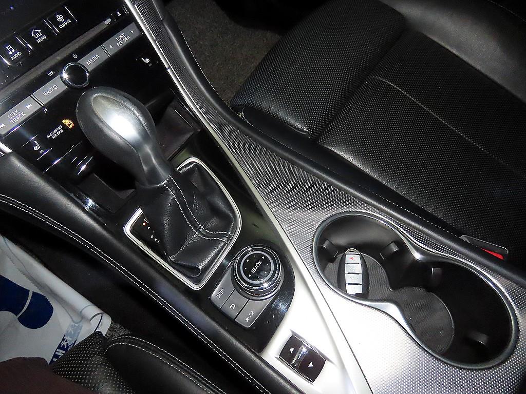 Infiniti Q - Vista 10