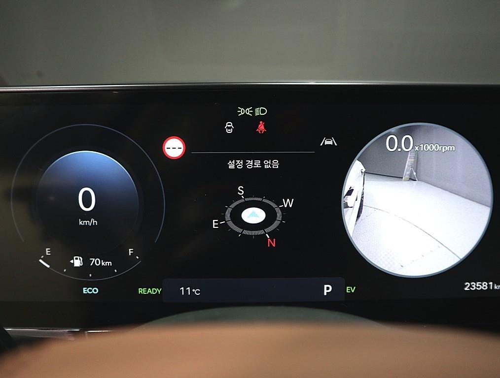 HYUNDAI Grandeur - Vista 7