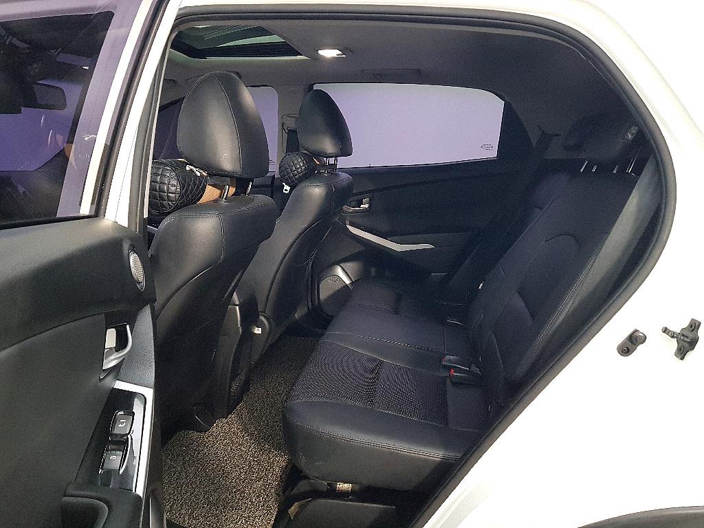 Ssangyong Korando - Vista 8