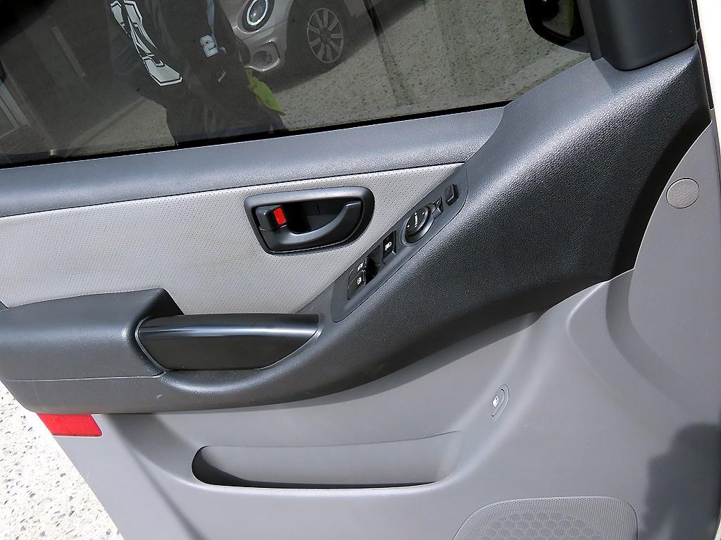 HYUNDAI Starex - Vista 11