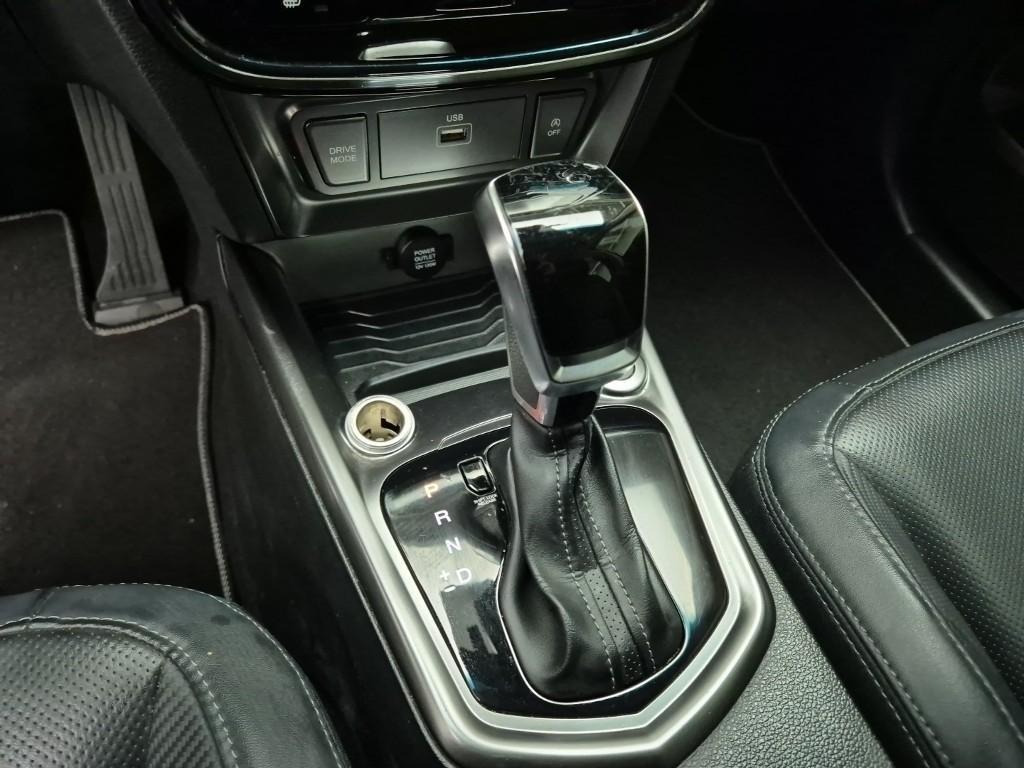 Ssangyong Tivoli - Vista 8