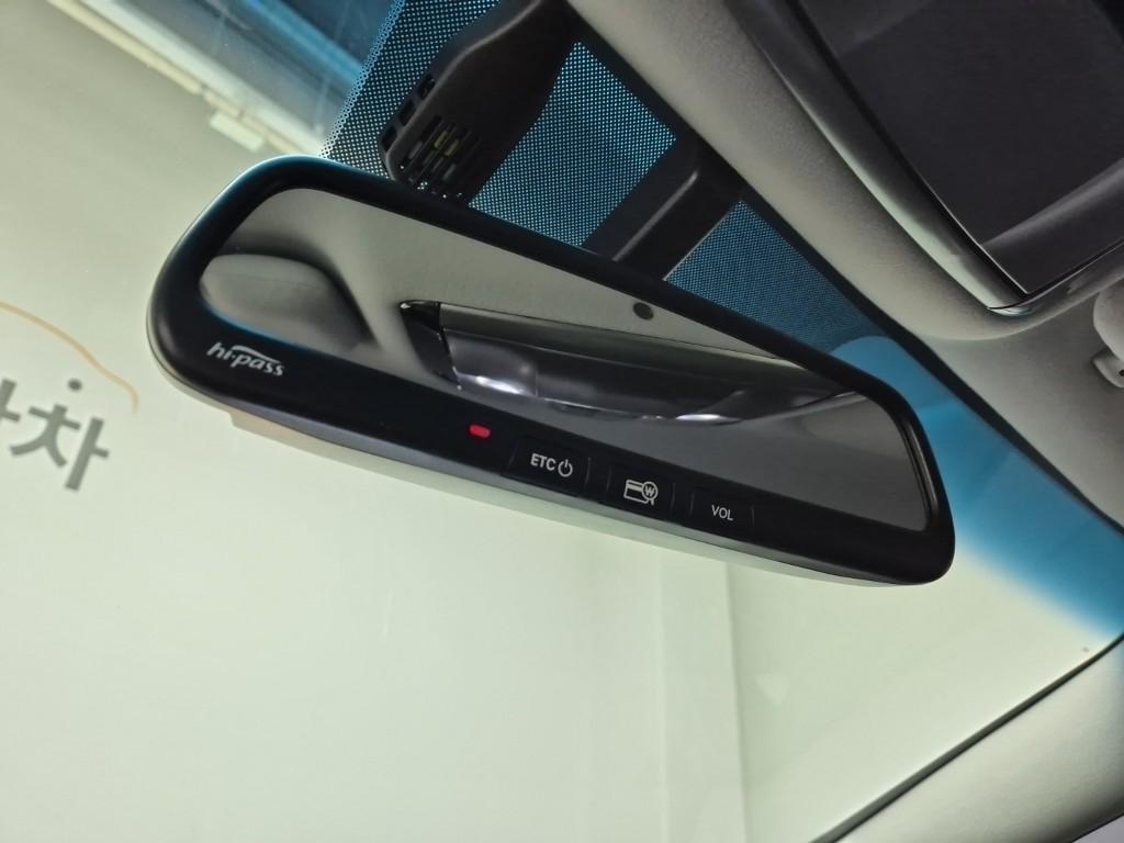 HYUNDAI Grandeur 2012 Negro - Importación desde Corea - HF Imports Iquique - Foto 16