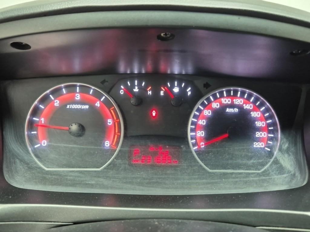 Ssangyong Korando - Vista 6