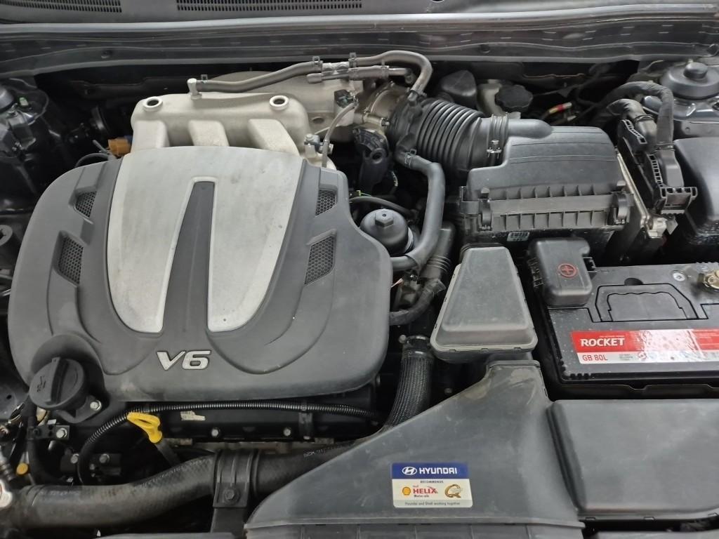 HYUNDAI Grandeur - Vista 5